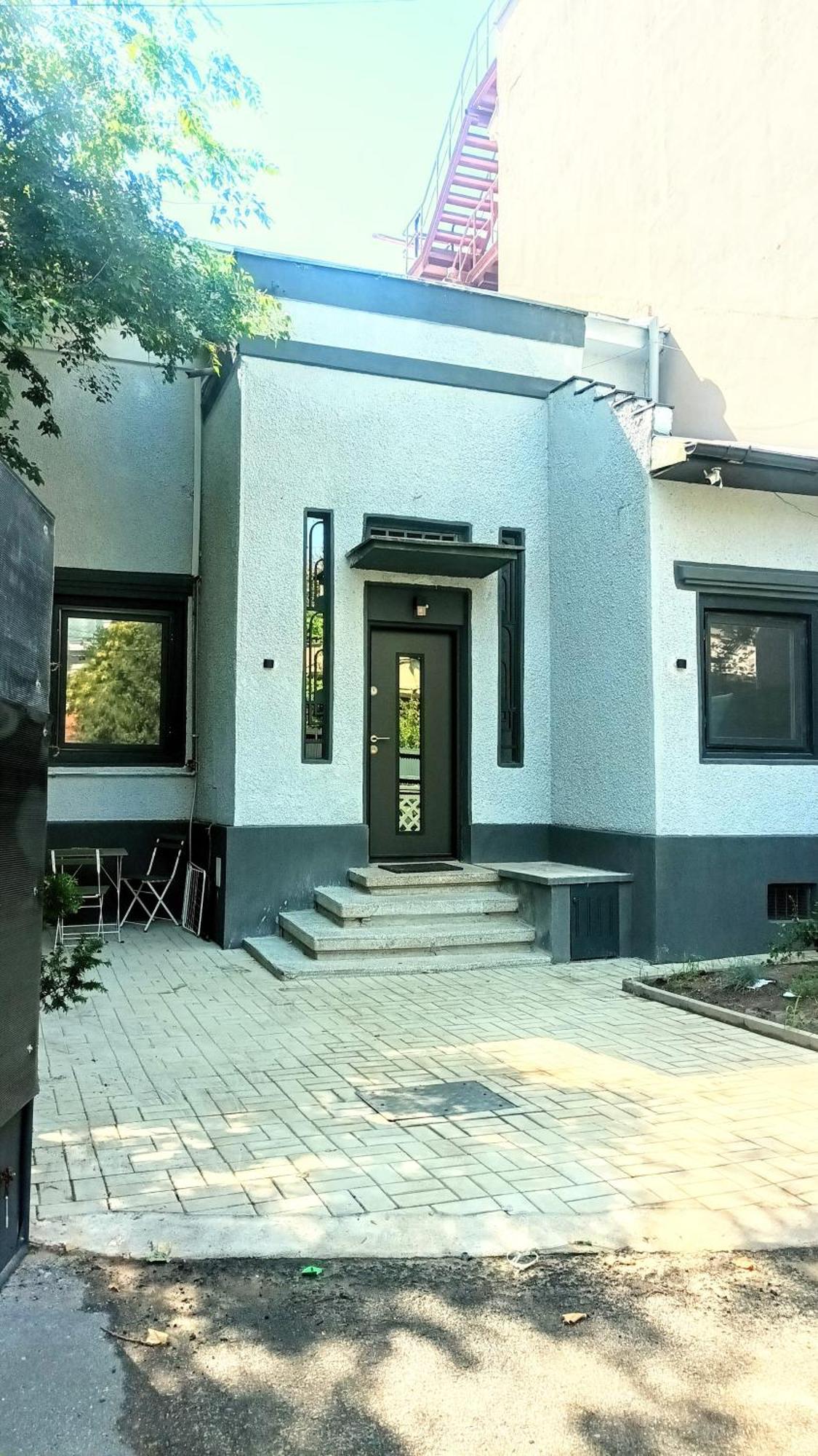 Littlehouse- Entire Property For Maximum 4 People Bucareste Exterior foto